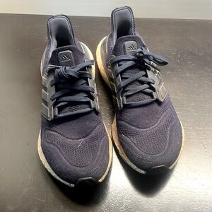 Adidas ultra boost (7.5)